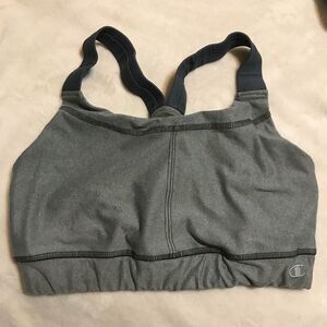 NWOT S champion sports bra